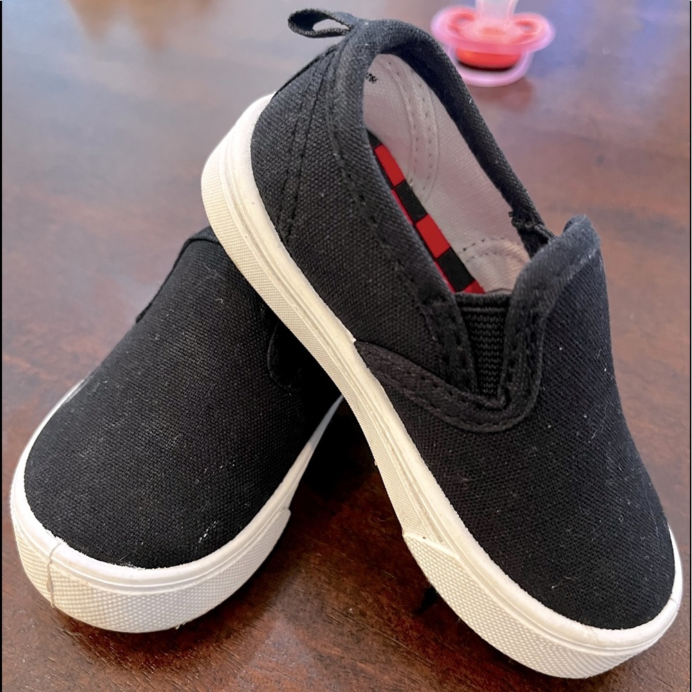Wonder nation Van like toddler shoes